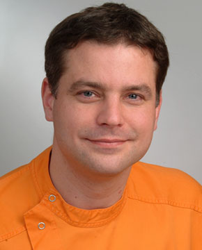 Dr. Velich Norbert